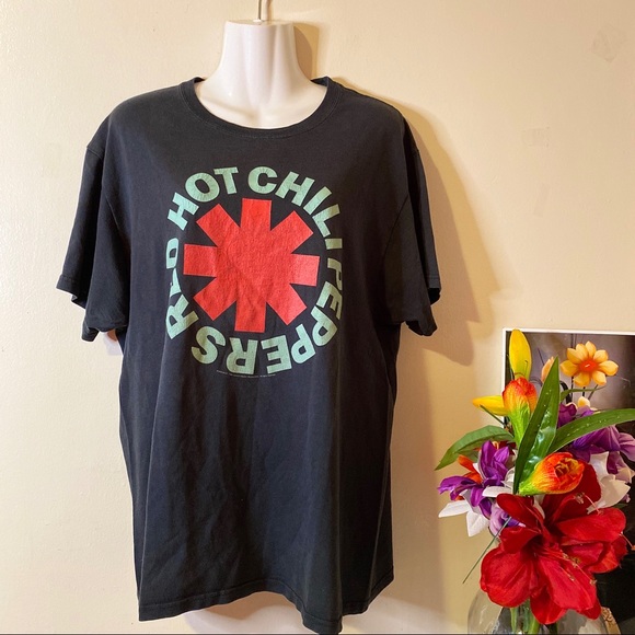 Hanes Other - ❌SOLD❌VTG Red Hot Chilli Peppers T-Shirt